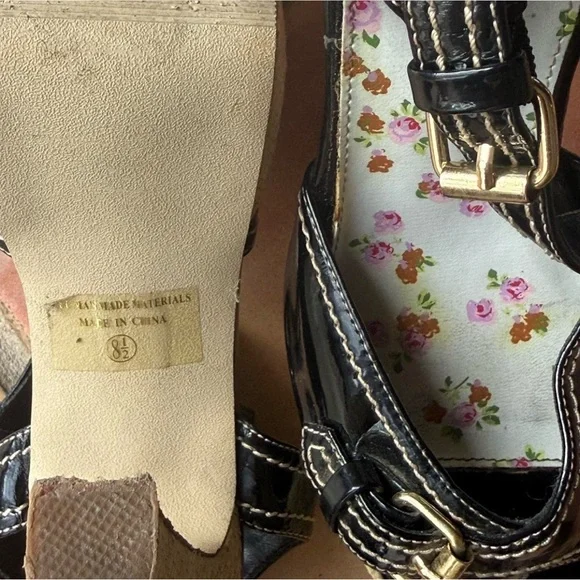 Black patent buckle and tan weave heels with buckles - Picture 6 of 6